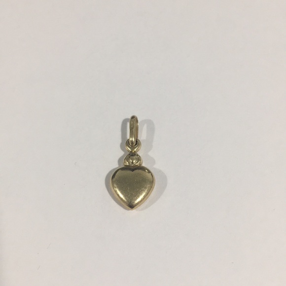 14k Yellow Gold Small Heart ❤️ Charm - Picture 3 of 4